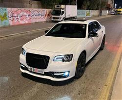 کرایسلەر 300